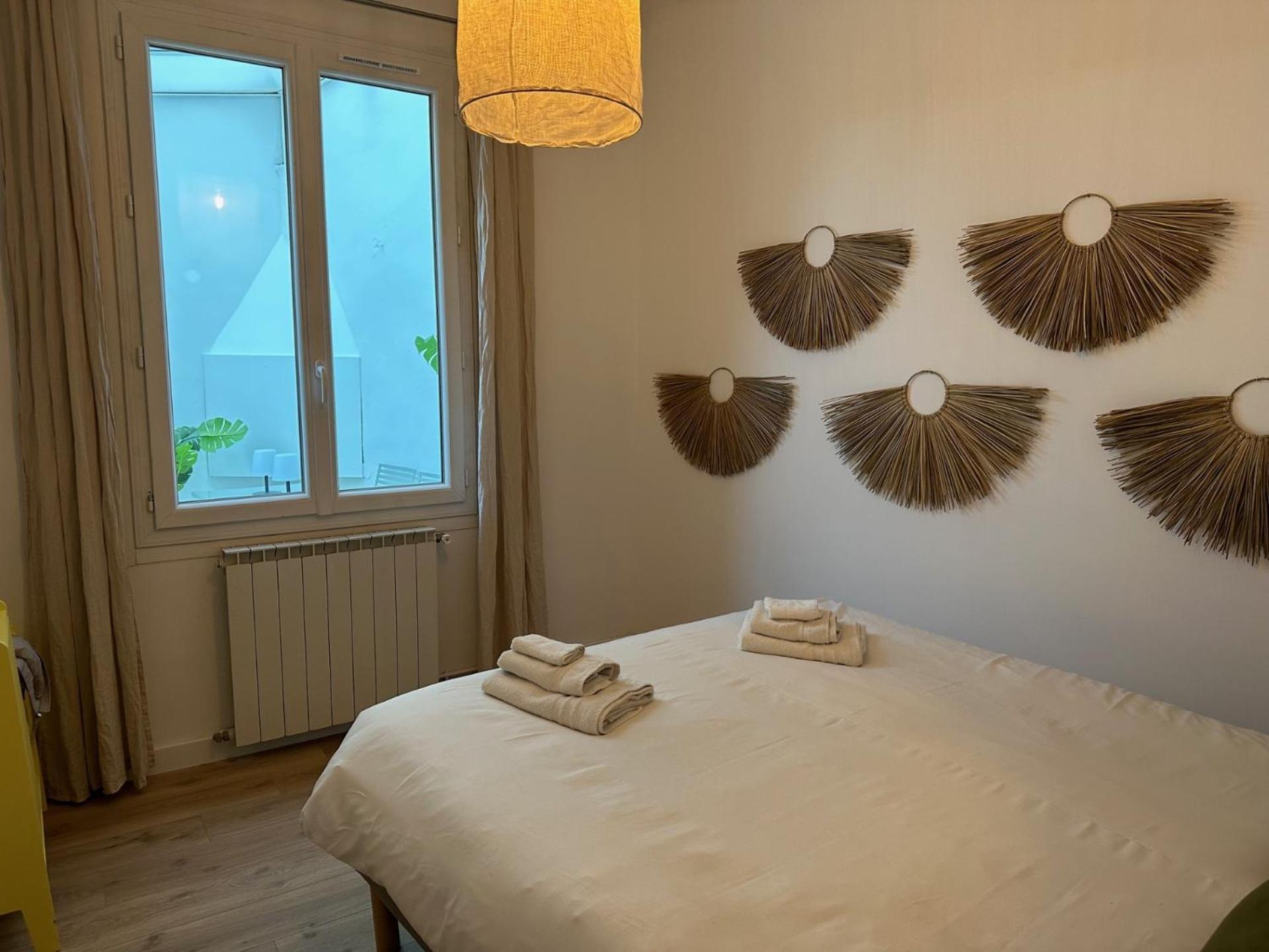 Eyragues Charmant Appartement 3 Chambres Et Terrasse מראה חיצוני תמונה