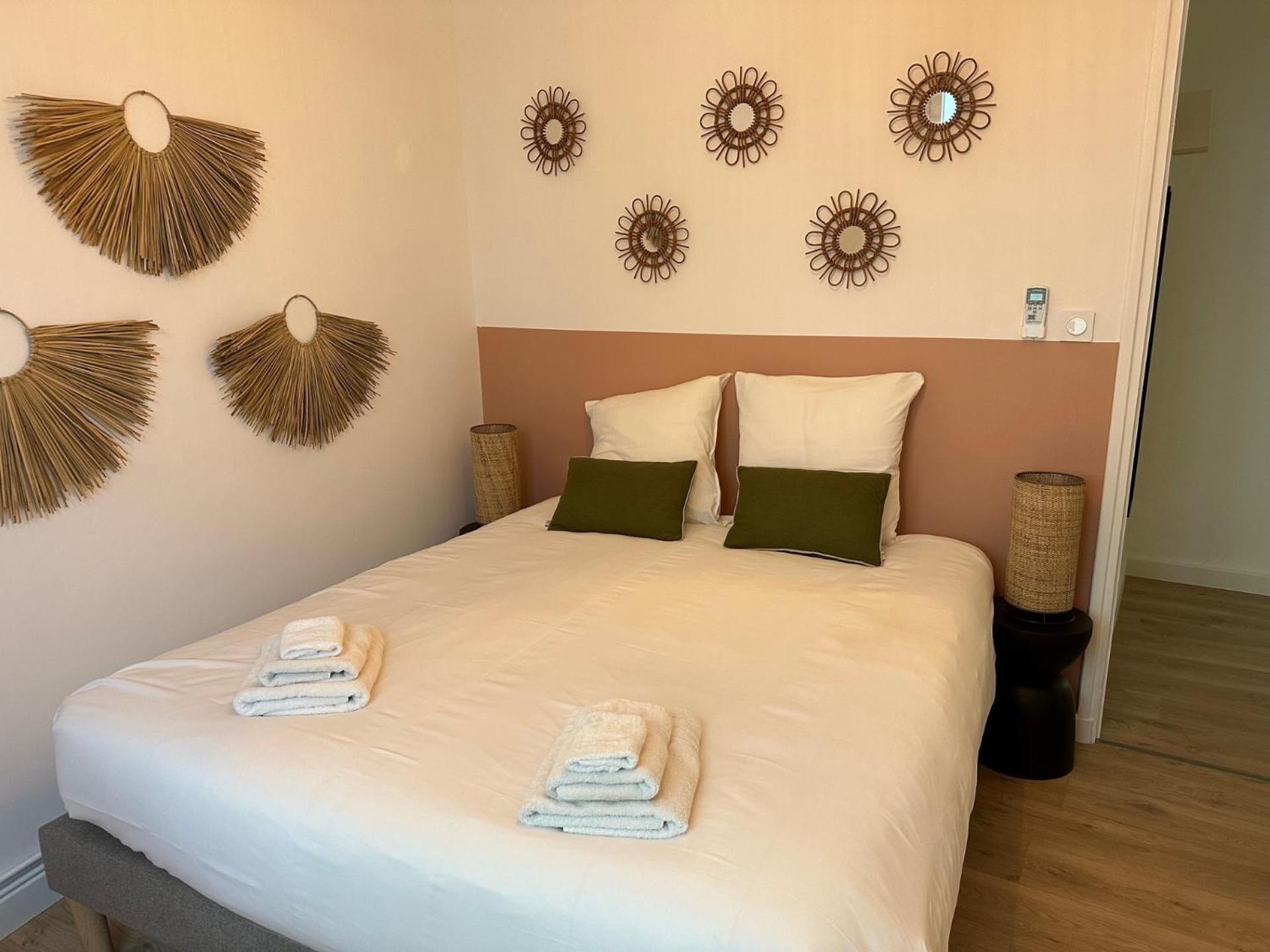 Eyragues Charmant Appartement 3 Chambres Et Terrasse מראה חיצוני תמונה